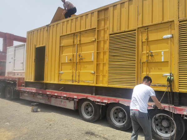 拜城发电机出租100KW发电机需要什么规格的电缆线？