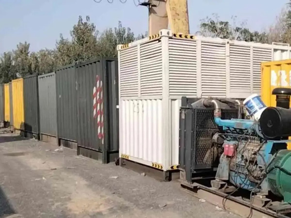 拜城200KW柴油发电机机组每小时油耗是多少？