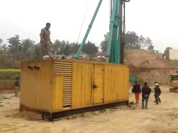 拜城如何判断水冷式机油散热器密封件是否需要更换？